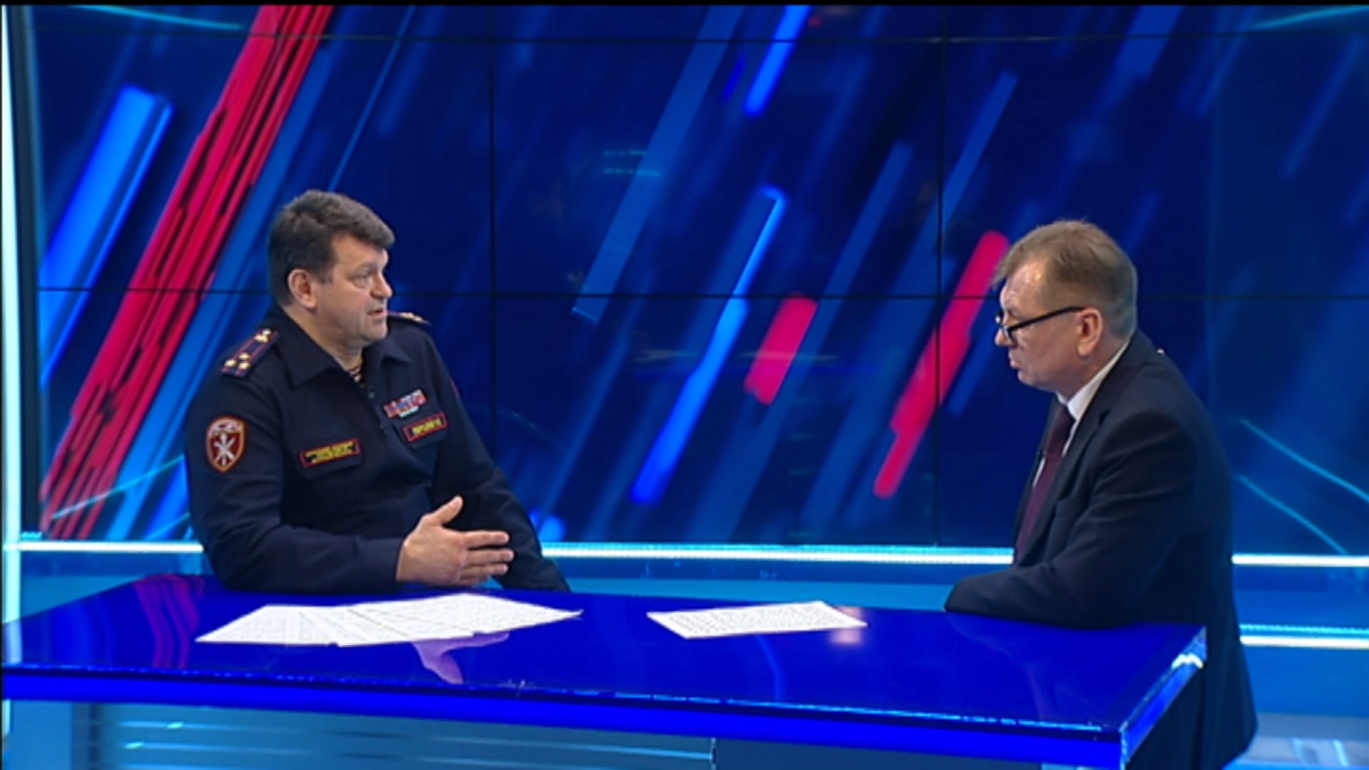 Константин Обушев: В Управлении Росгвардии по Курской области имеется подразделение, которое выдает разрешения на оружие