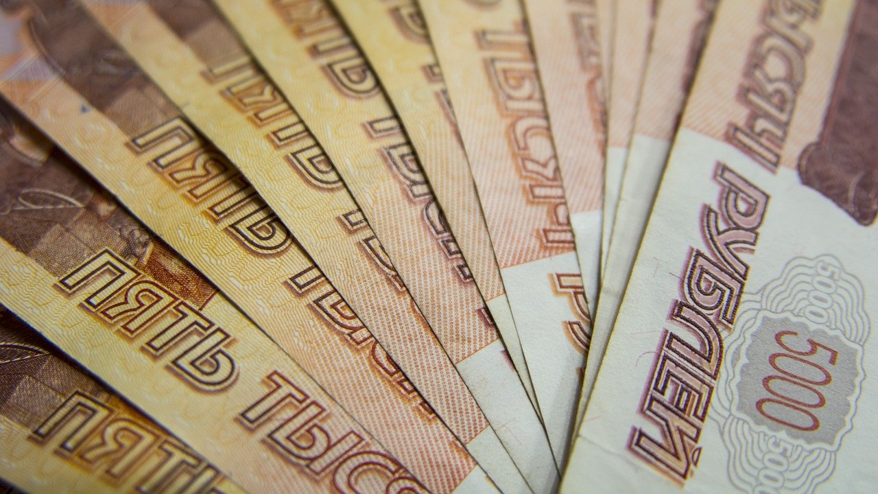 Две курянки отдали мошенникам 2,5 миллиона рублей