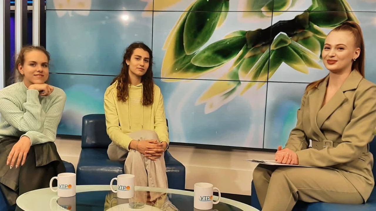 Курские школьницы смогут поступить в любой вуз России без сдачи ЕГЭ