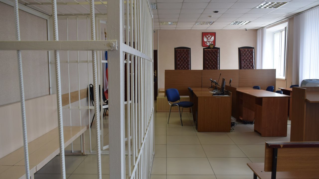 Курянка лишилась более 200 тысяч рублей, выполняя задания на интернет-платформе