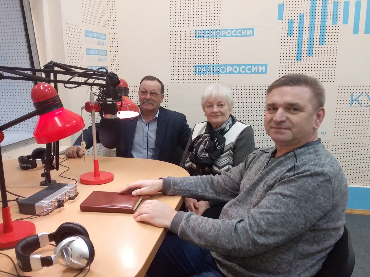 Владимир Озеров: Будем помнить и хранить | ГТРК «Курск» Владимир Озеров: Будем помнить и хранить
