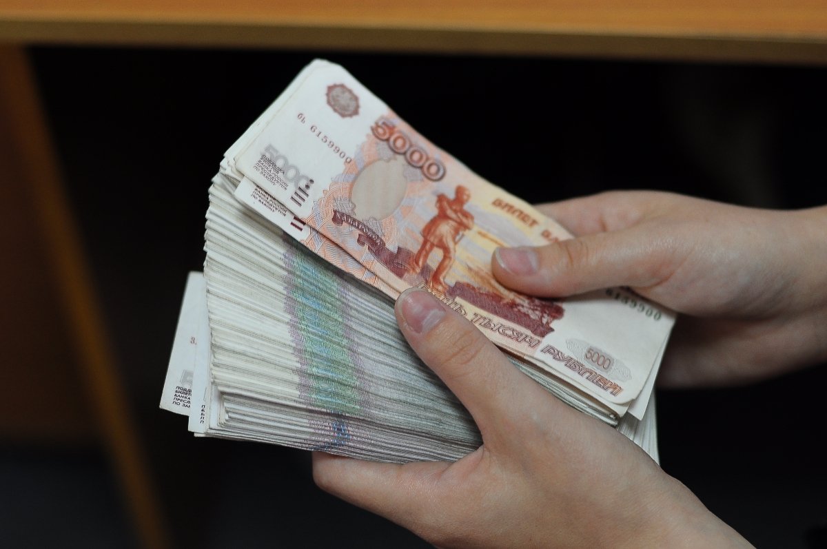 Курянин перевел мошенникам 155 тыс. рублей