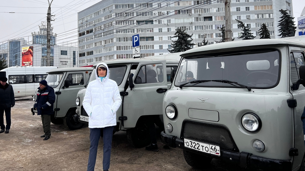 Курским ветеринарам раздали новые «Лады» и «УАЗы»