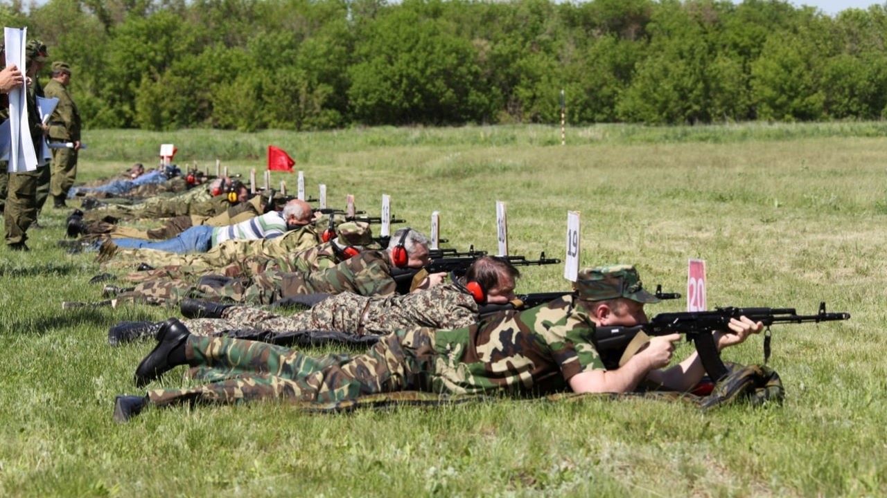 В Курской области 9 июня проходят учебные стрельбы военнослужащих на одном из спецполигонов