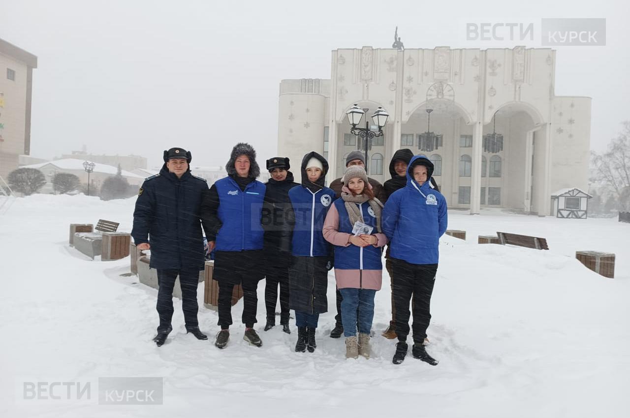 В Курске прошла акция "Блокадный хлеб"