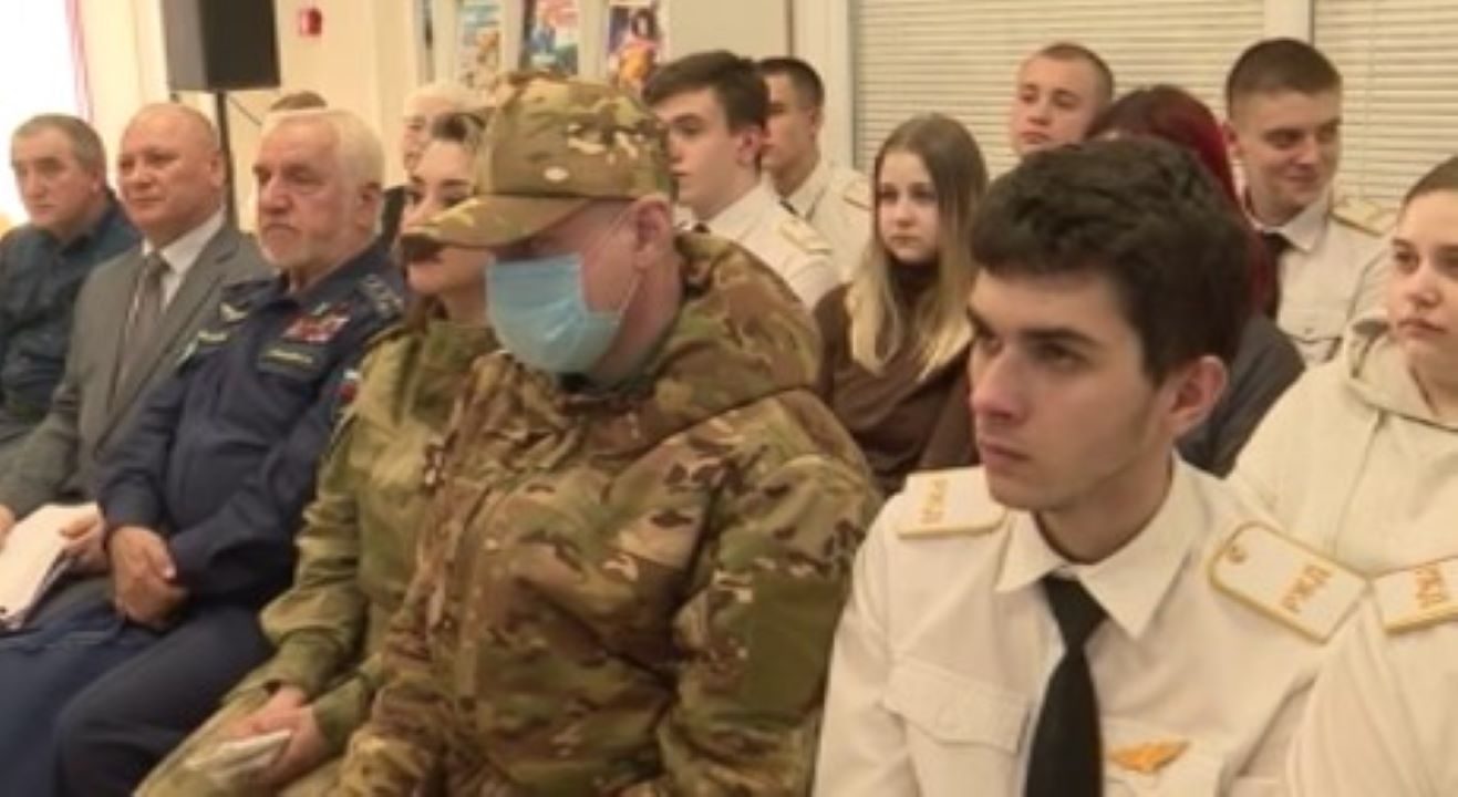 В Курске прошла военно-патриотическая встреча "ПоZывной "Победа"
