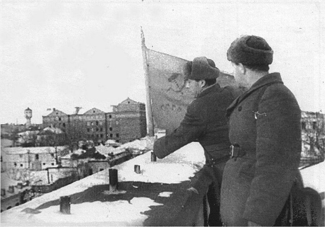 Куряне празднуют 81-ую годовщину освобождения города от немецко-фашистских захватчиков