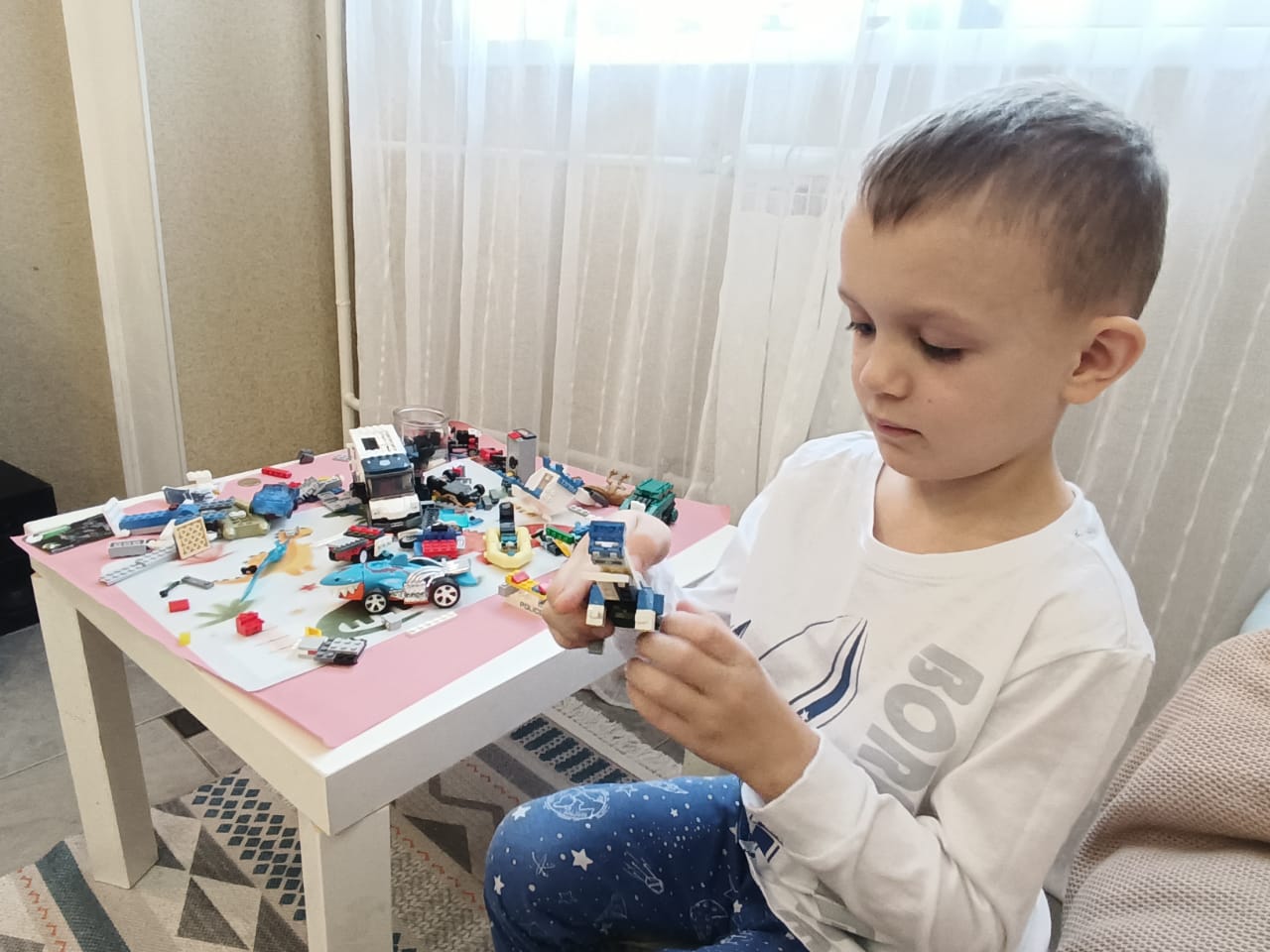 Юному курянину Лёве Корнилову нужна дорогостоящая операция