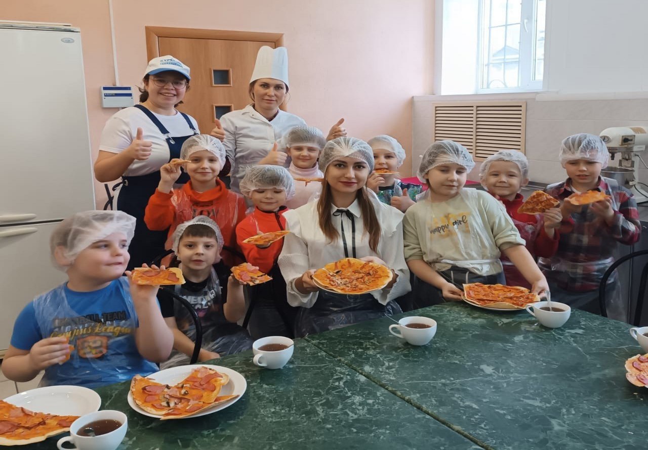 Курские школьники учились готовить пиццу