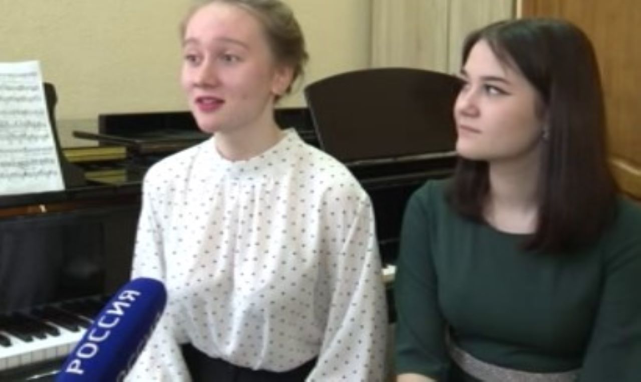 Студентки курского музколледжа имени Свиридова стали лауреатами Всероссийского конкурса «Песни Родины»