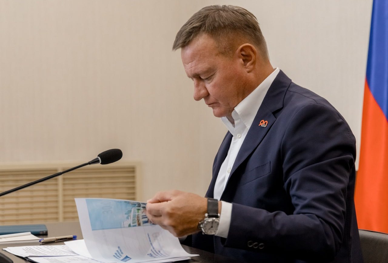 Роман Старовойт рассказал об оперативной обстановке на территории Курской области