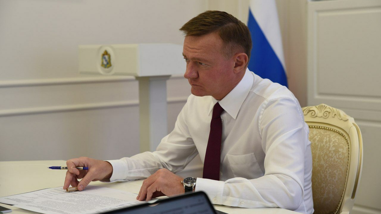 Роман Старовойт провел выездное заседание Правительства Курской области