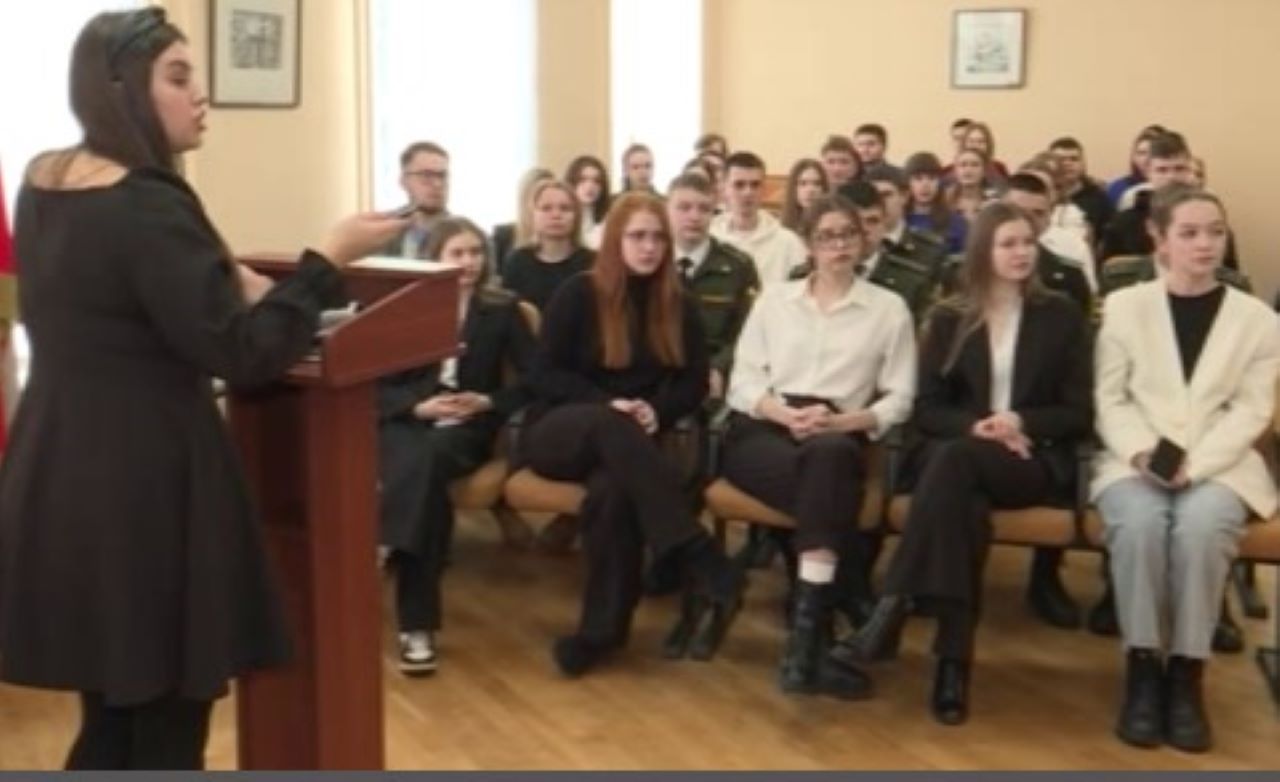 В Курске обучают волонтёров для программы "Формирование комфортной городской среды"