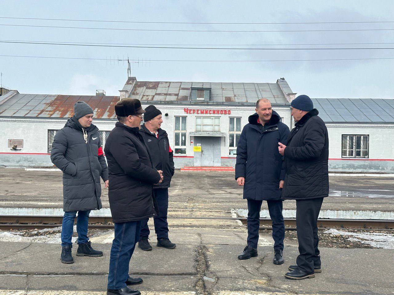 Министр ФК и спорта Курской области с рабочим визитом посетил Черемисиновский район