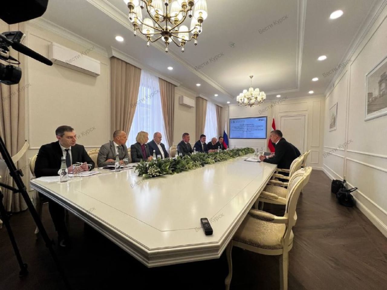 Курск с рабочим визитом посетил Чрезвычайный и Полномочный Посол Республики Беларусь в РФ Дмитрий Крутой