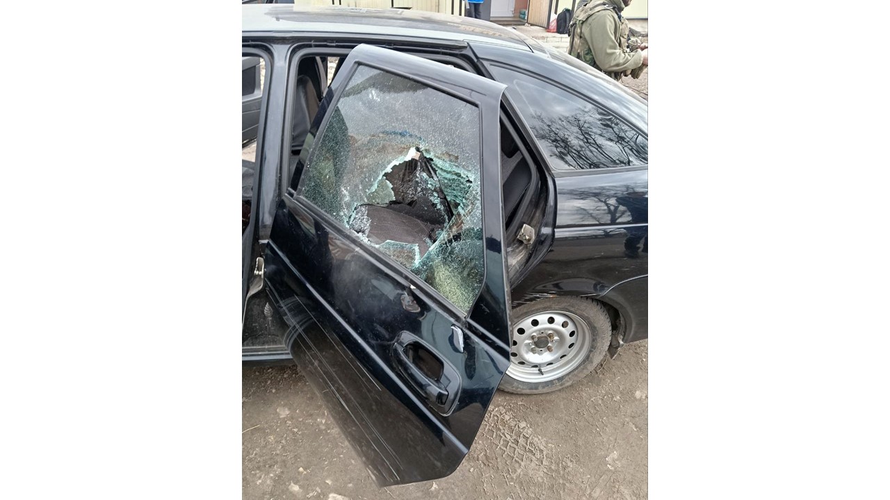 Дрон ВСУ повредил автомобиль в Суджанском районе Курской области