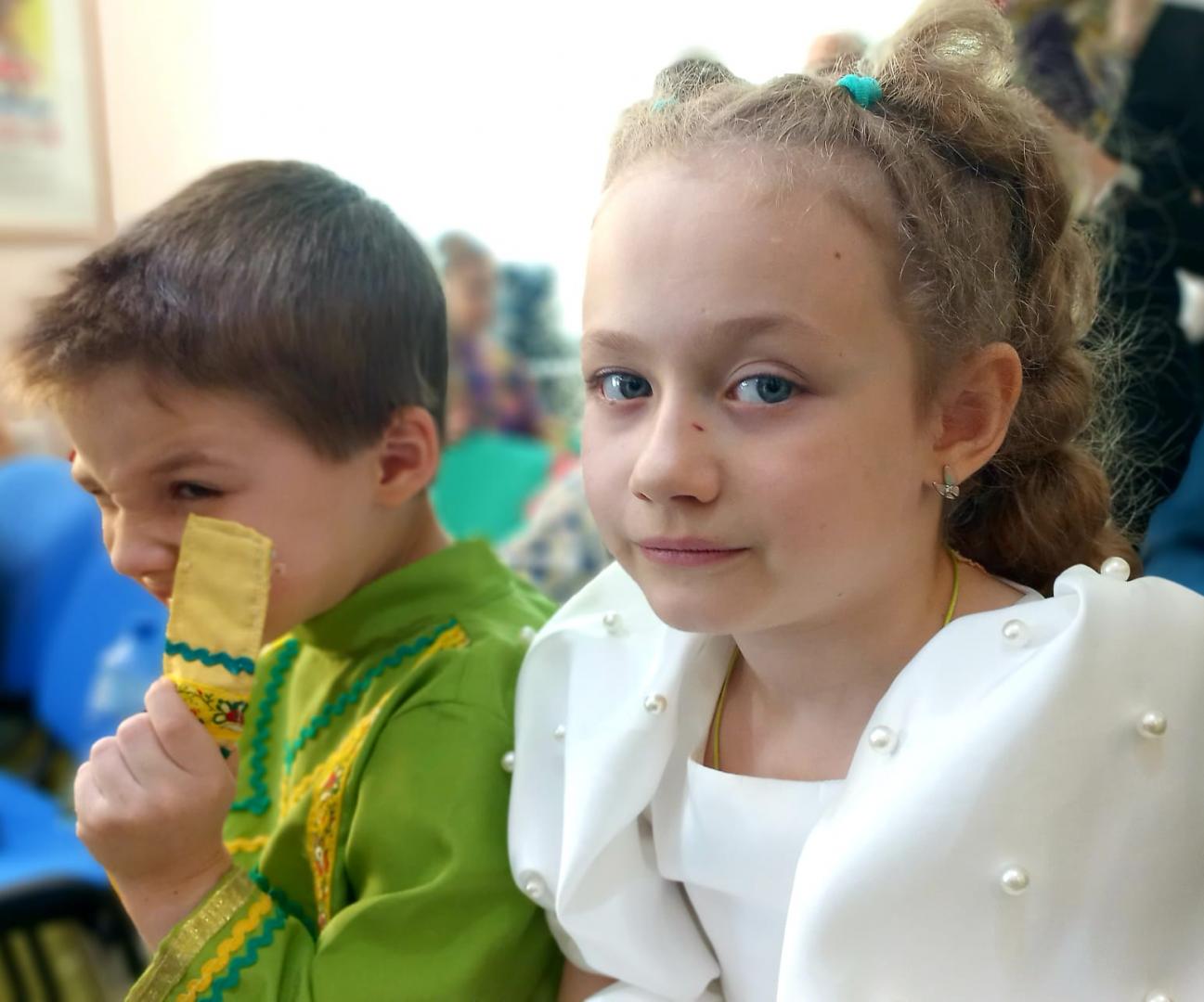 Плачут, стесняются, но...становятся лауреатами: в Курске продолжается фестиваль "Первоцвет"