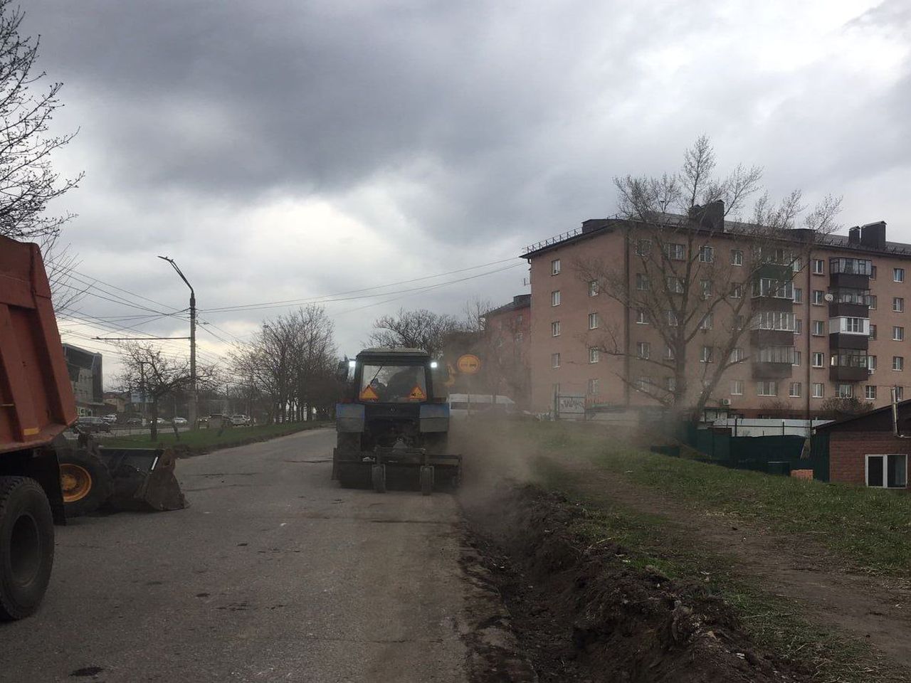 В Курске стартовал ремонт дорог на трёх участках
