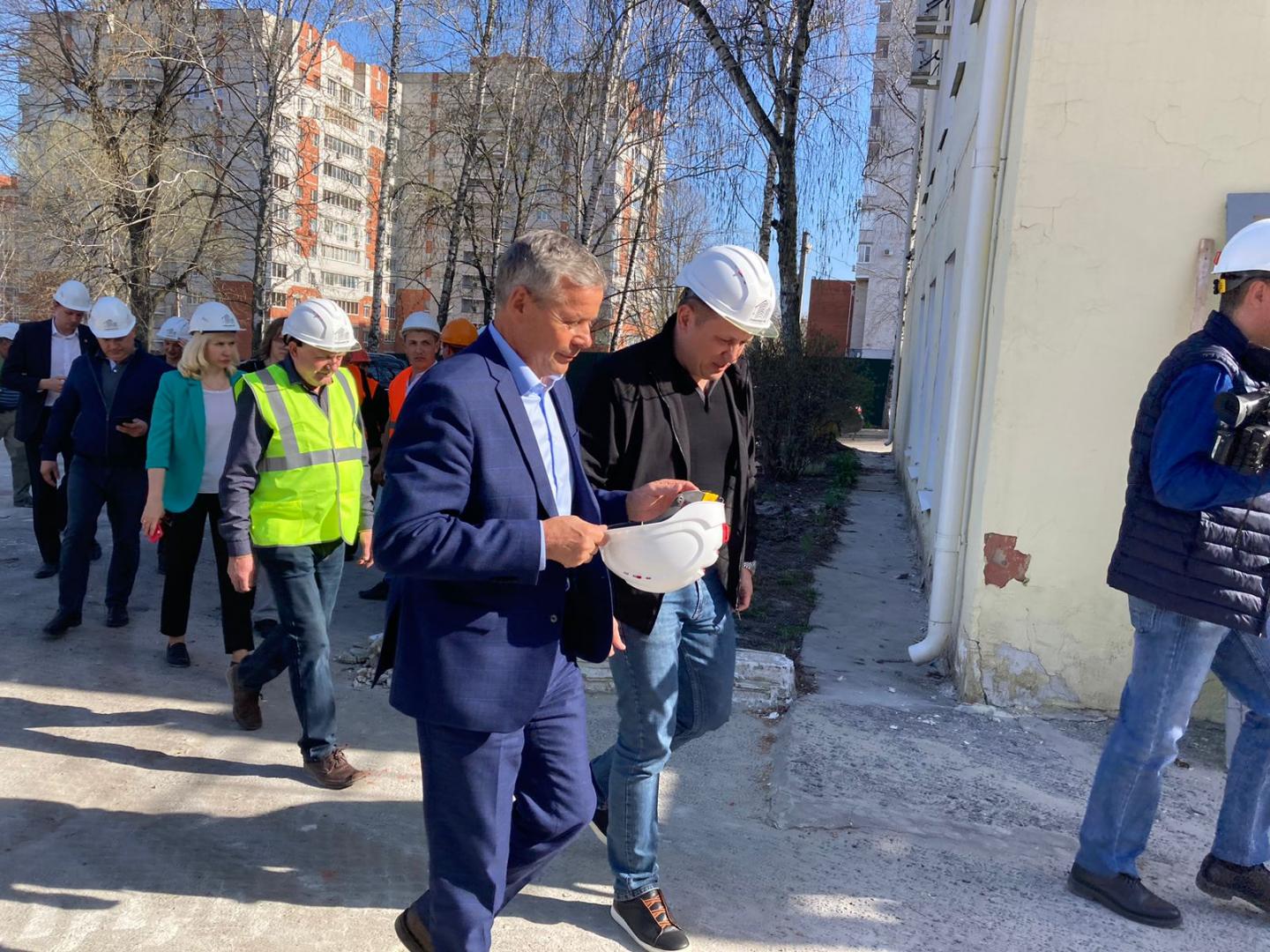 В курской школе №18 продолжаются ремонтные работы