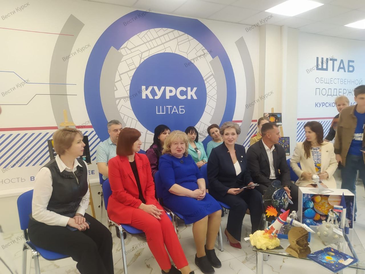 На площадке Штаба общественной поддержки Курск и Крым связал телемост в честь Дня космонавтики