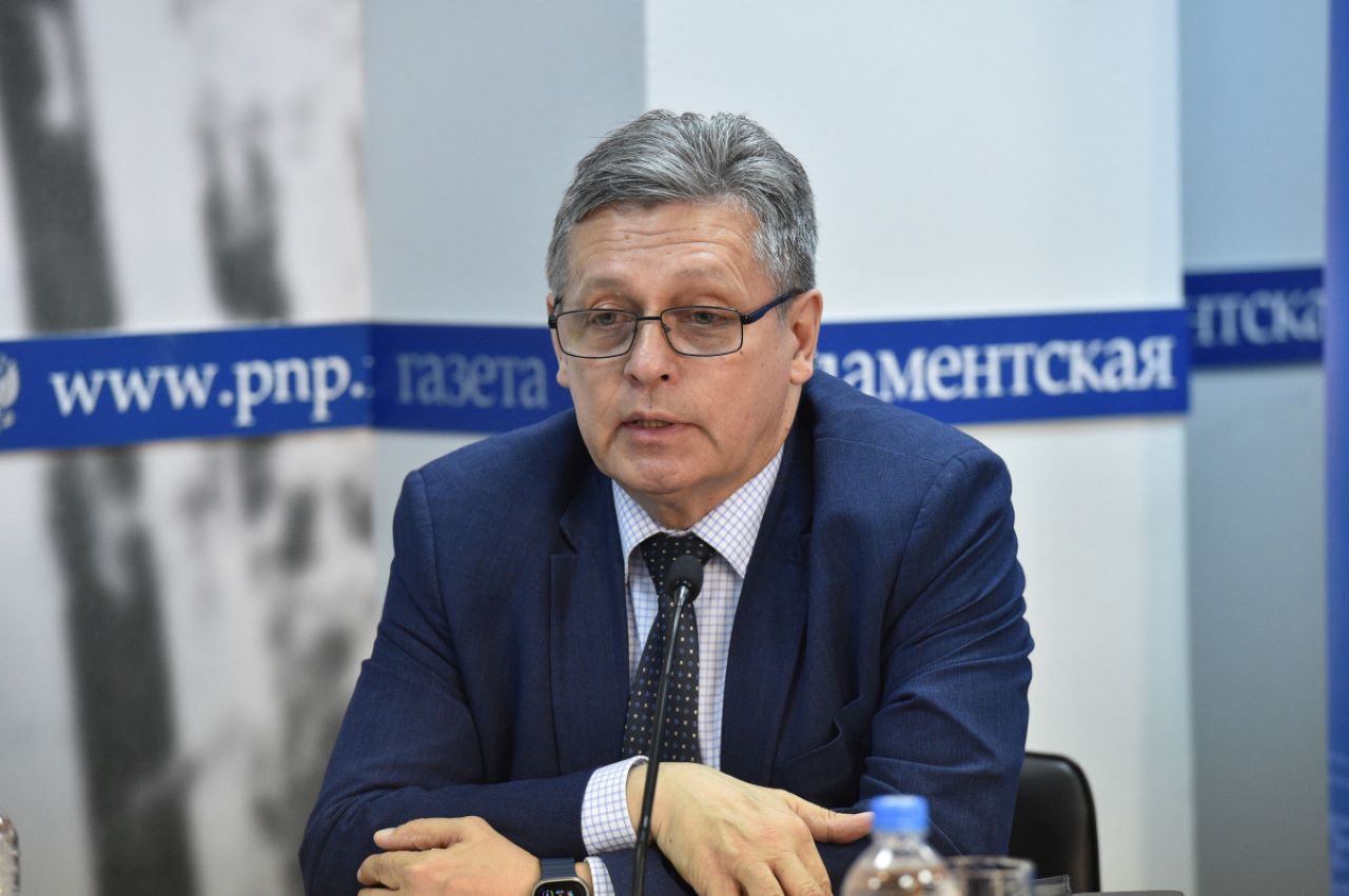 Рифат Сабитов принял участие в обсуждении на площадке «Парламентской газеты»