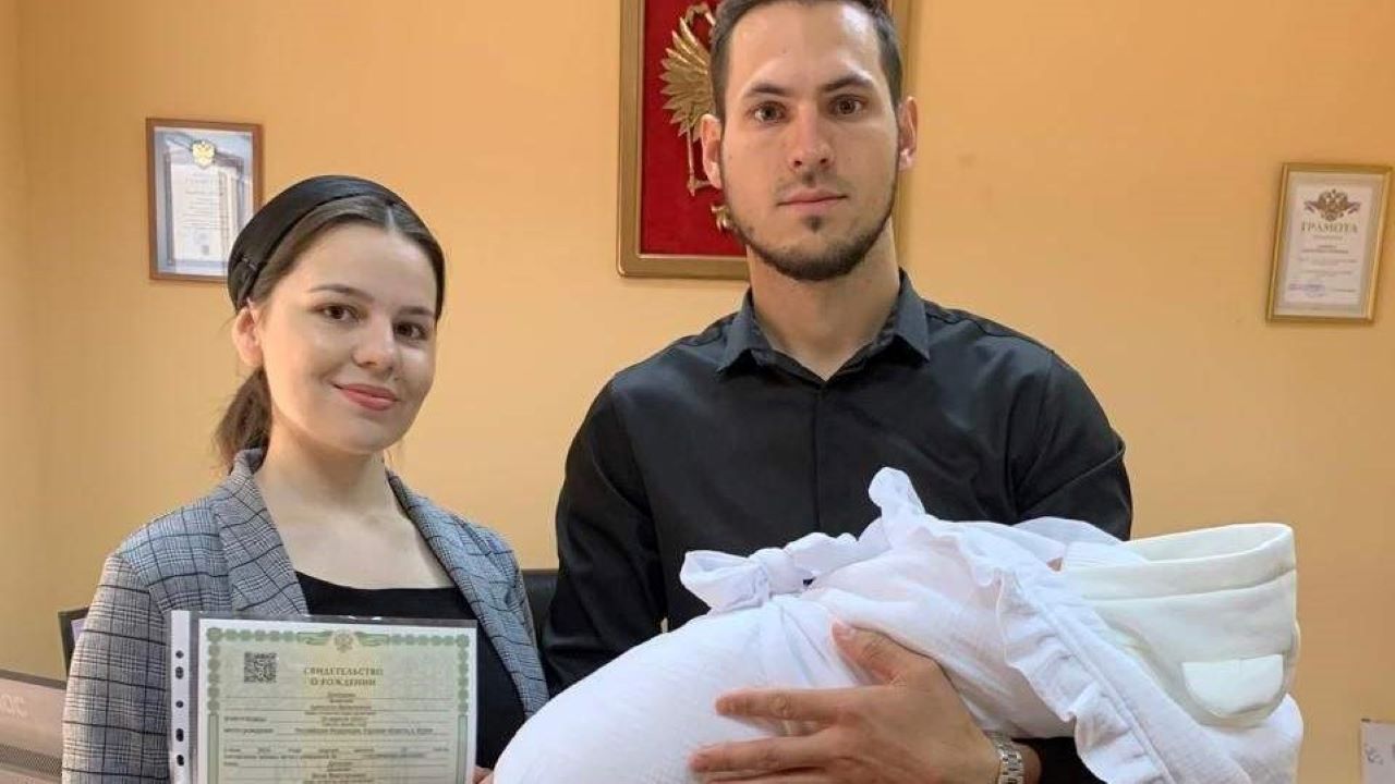 В Курском районе родился сотый за 2024 год ребёнок 
