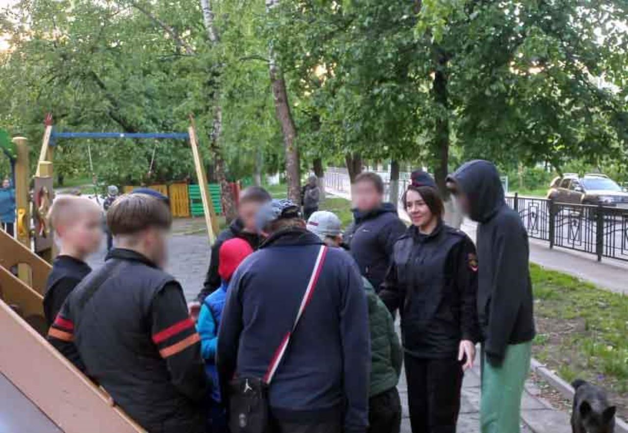 В Курске выявили 26 детей, гуляющих на улице ночью | ГТРК «Курск» В Курске выявили 26 детей, гуляющих на улице ночью