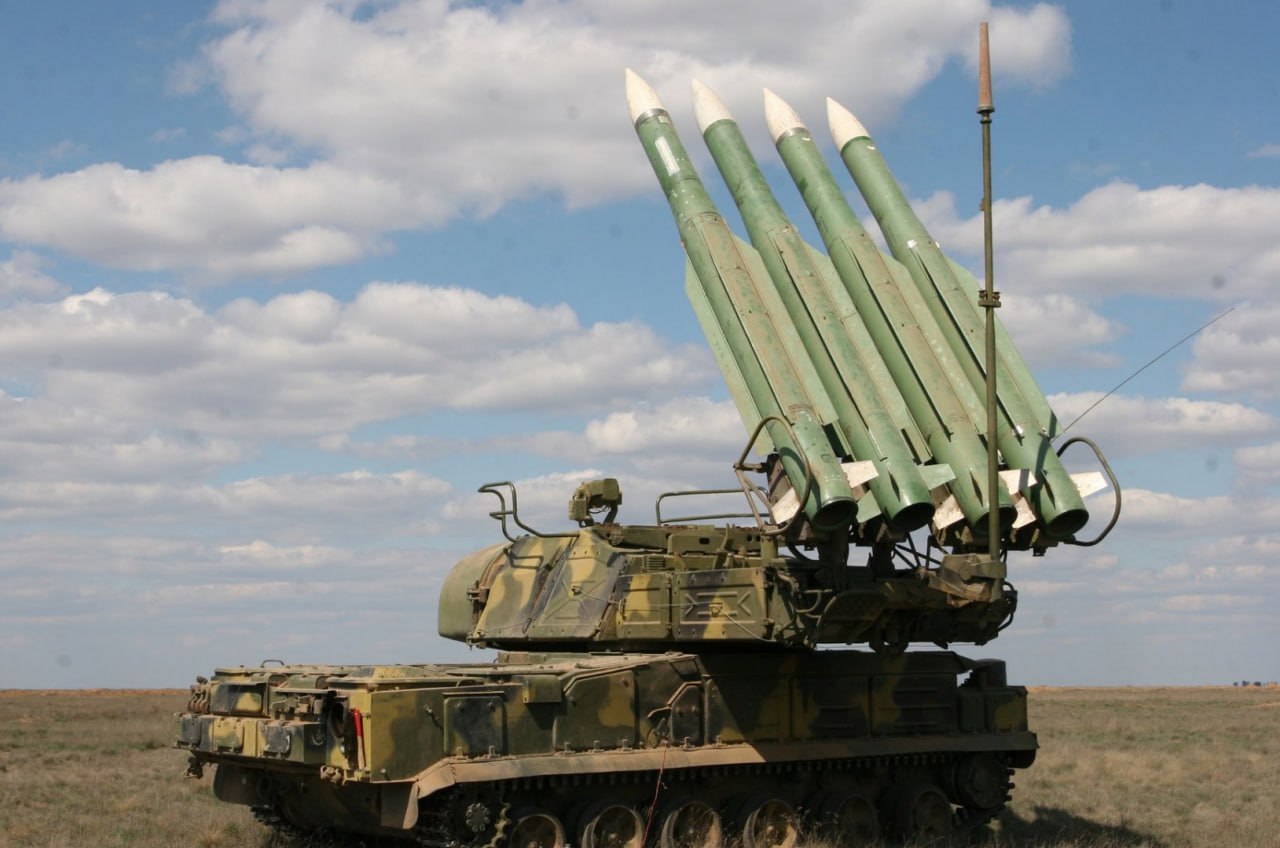 Над Курской областью сбили украинский беспилотник | ГТРК «Курск» Над Курской областью сбили украинский беспилотник