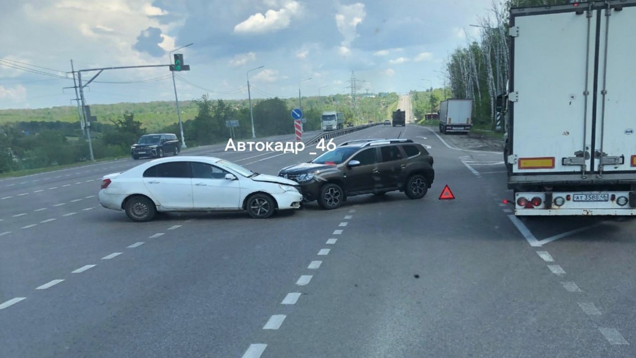 Утро 22 мая в Курской области началось с ДТП в районе Гремячки