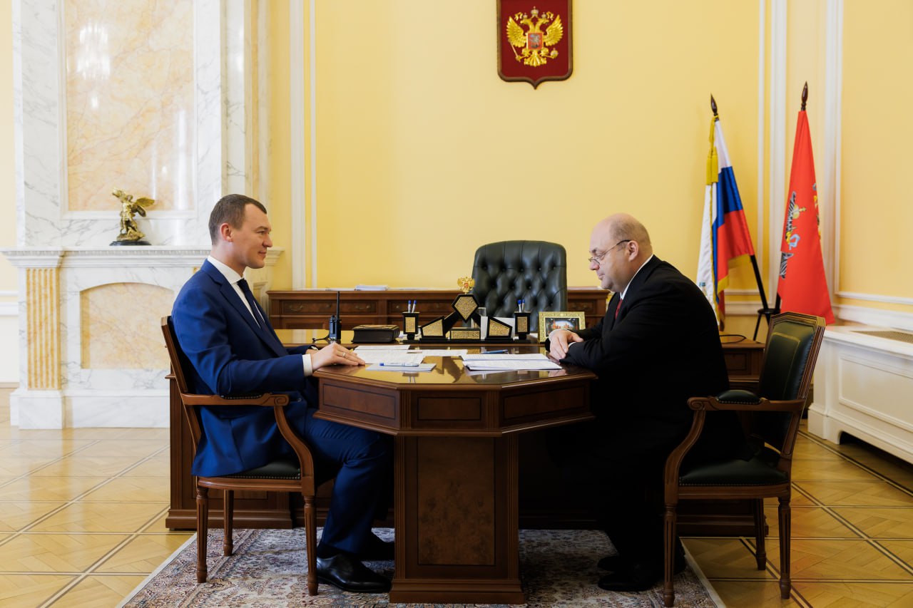 Алексей Смирнов обсудил с главой Минспорта РФ строительство новых объектов в Курской области