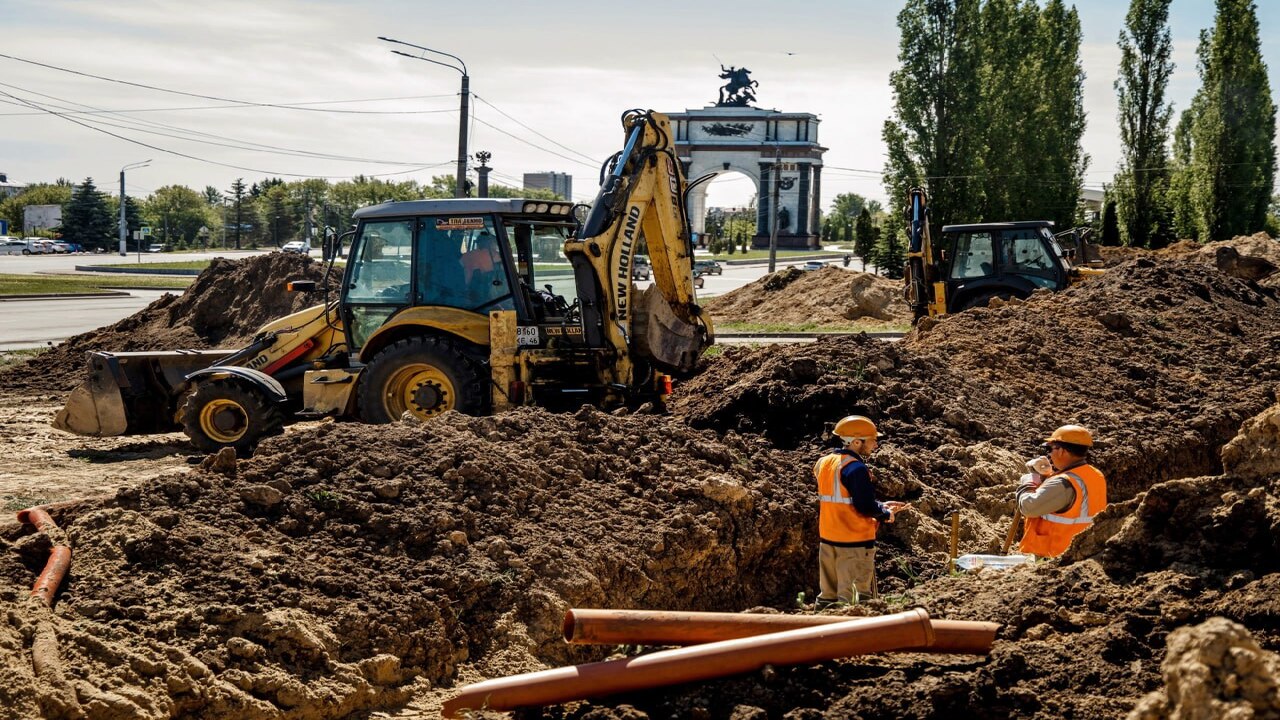ВРИО губернатора Курской области встретился с министром транспорта РФ Романом Старовойтом
