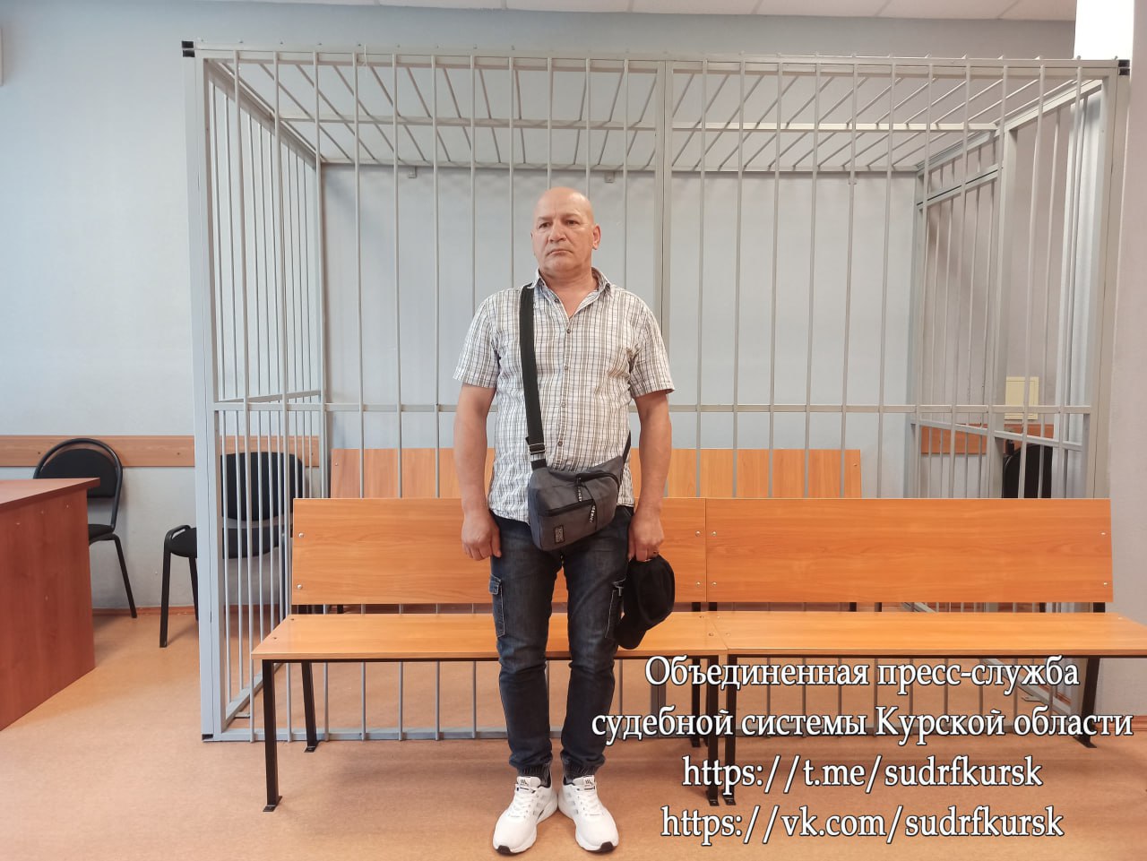 Житель Железногорска чуть не зарезал бывшую жену на почве ревности