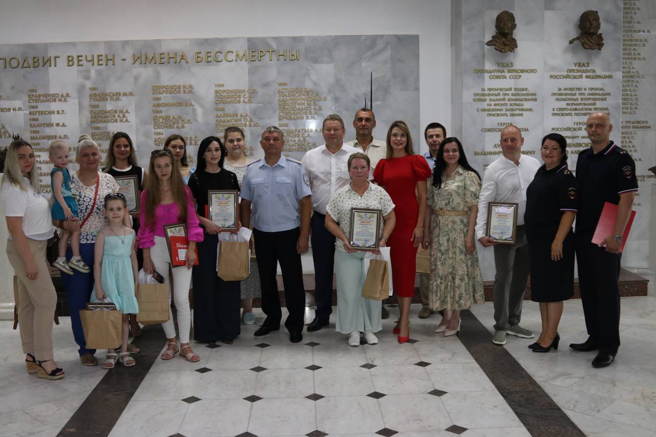  В Курске наградили участников конкурса аудиороликов «Запиши мошенника»