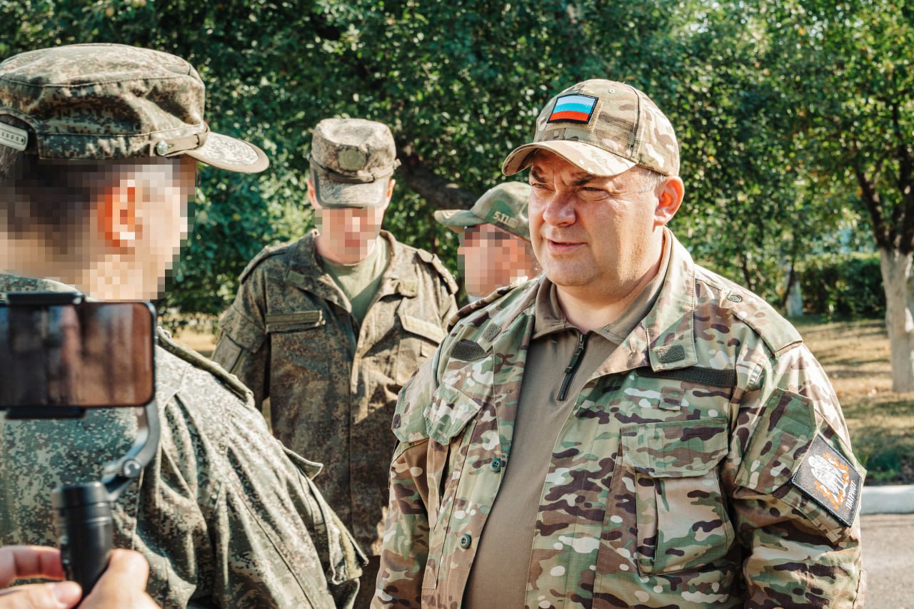 Врио губернатора Курской области Алексей Смирнов посетил центр подготовки военнослужащих-операторов БПЛА