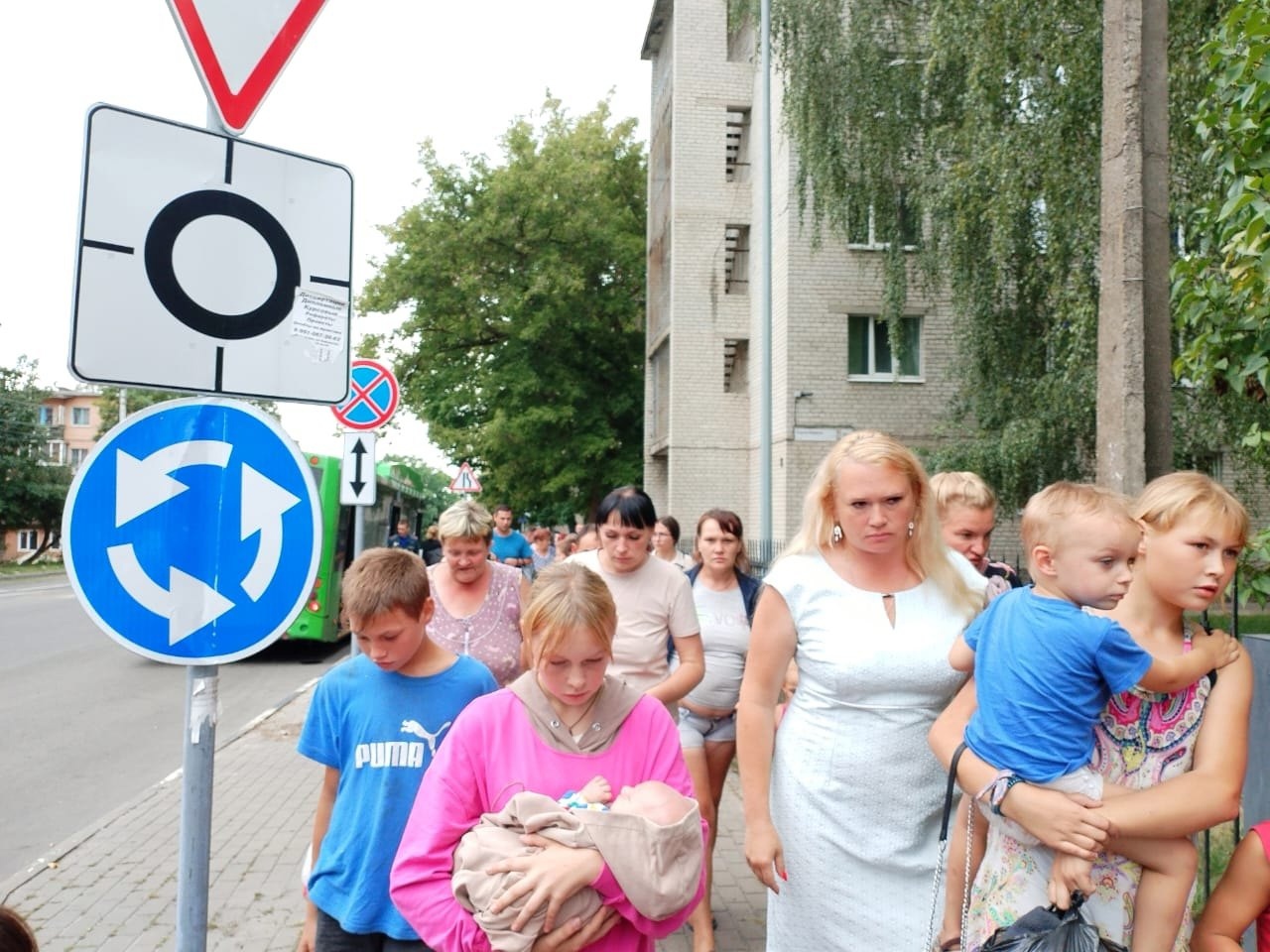 В Курской области Наталья Листопадова помогает в размещении детей в ПВР