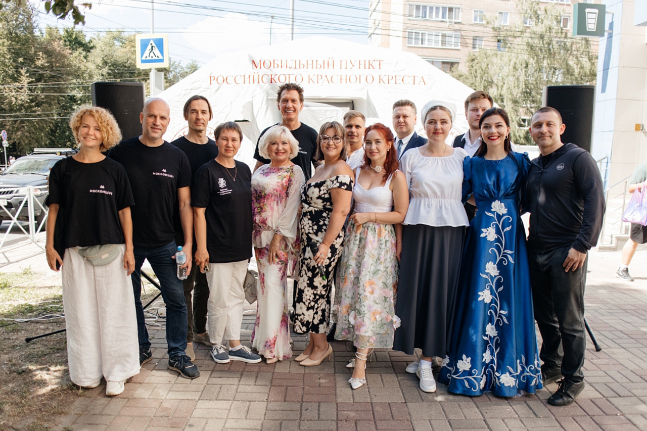Артисты Москонцерта и Курской государственной филармонии выступили для жителей приграничья