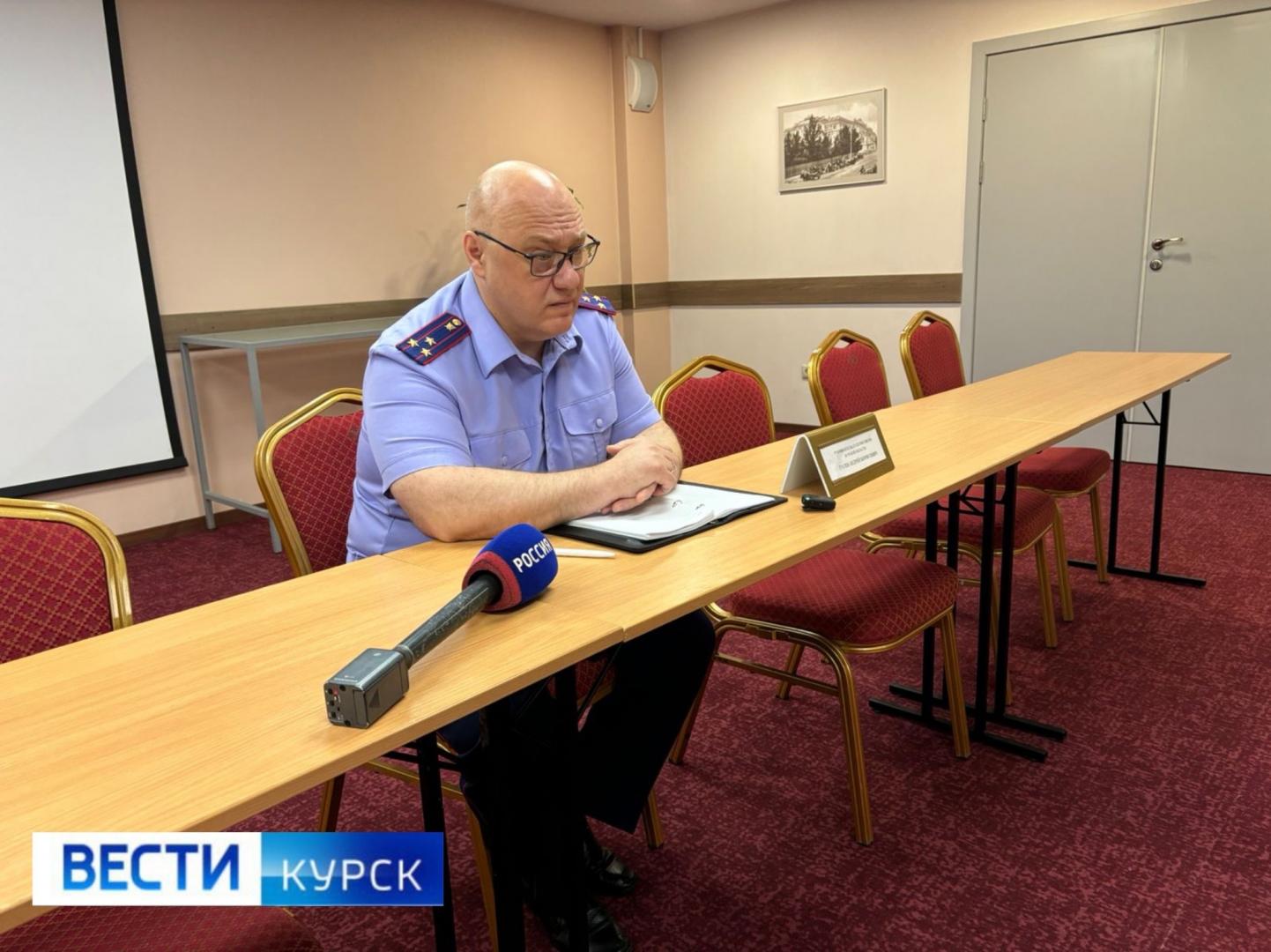 Руководитель регионального СК провел выездной личный прием граждан, эвакуированных в город Курск | ГТРК «Курск» Руководитель регионального СК провел выездной личный прием граждан, эвакуированных в город Курск