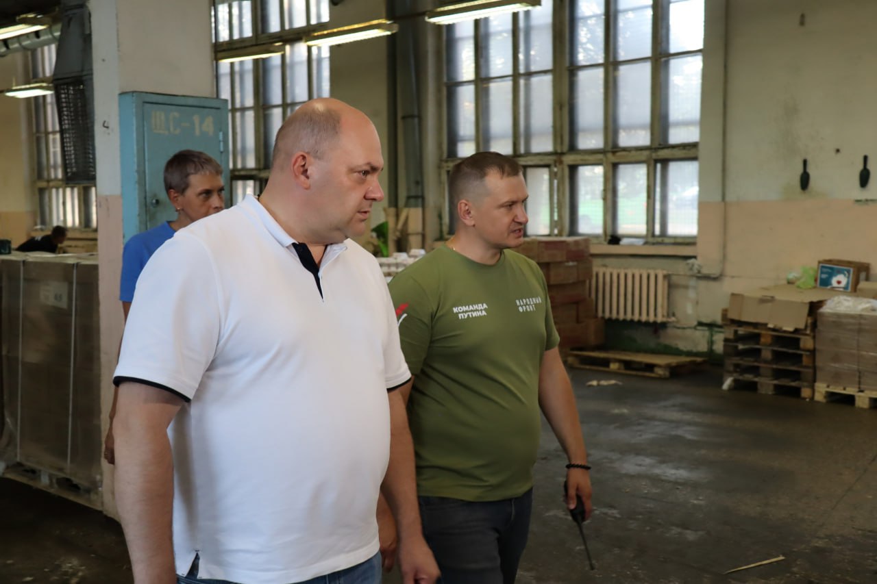 Алексей Смирнов посетил сортировочный центр Курской области, созданный по его поручению