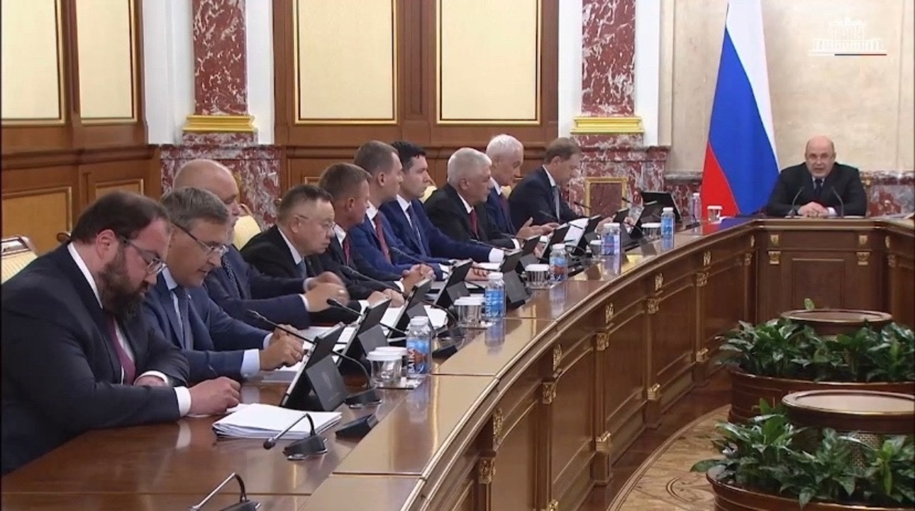 Правительство РФ рассмотрит вопрос о выделении еще 1 млрд рублей на выплаты жителям Курской области