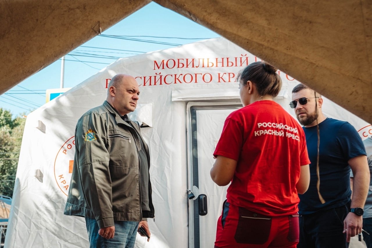 Врио губернатора Курской области вновь посетил региональное отделение Красного Креста 