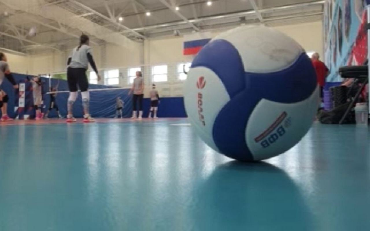 Волейболистки "Атом-Курск" временно переселились в Орёл