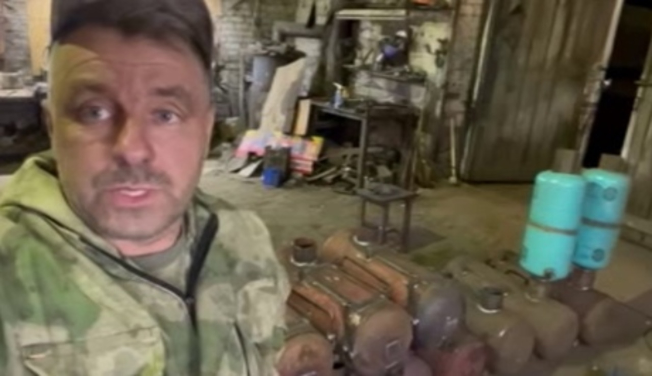 Фермер-волонтер из Курской области сварил новую партию своих фирменных фронтовых печек
