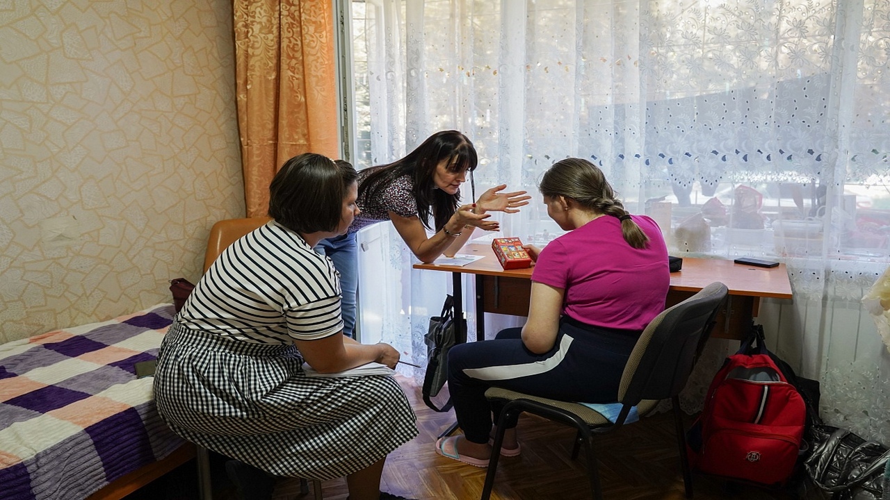 В курских ПВР с детьми занимаются психологи, дефектологи и логопеды