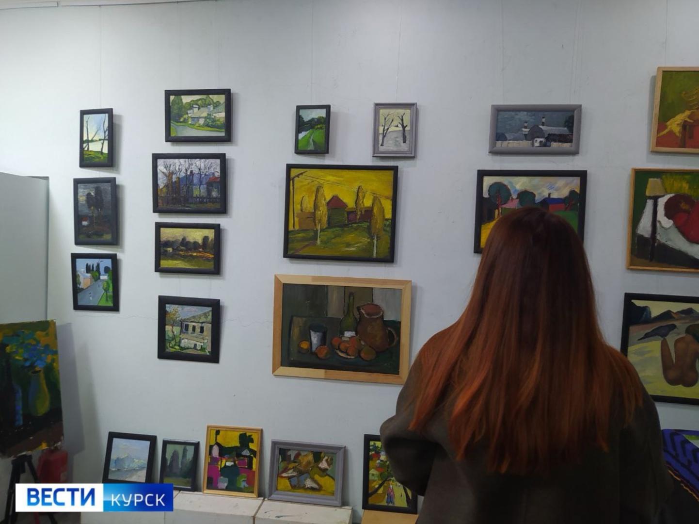 В курской галерее "АЯ" открылась выставка "Моя живопись"