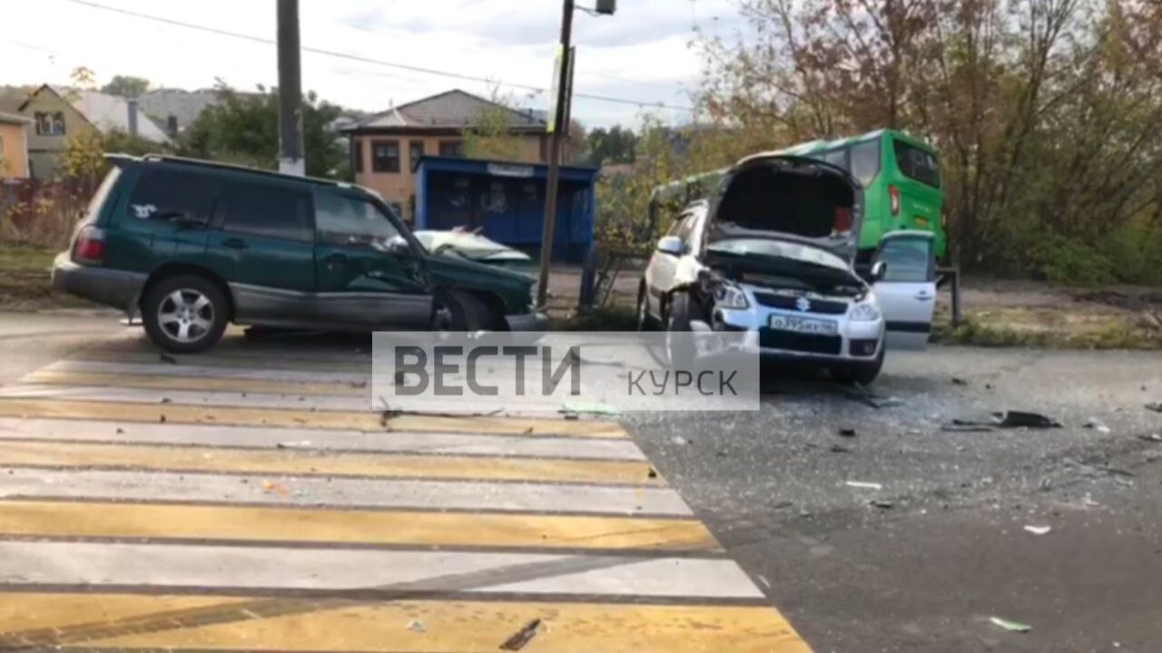 В Курске в массовом ДТП пострадали 7 человек 