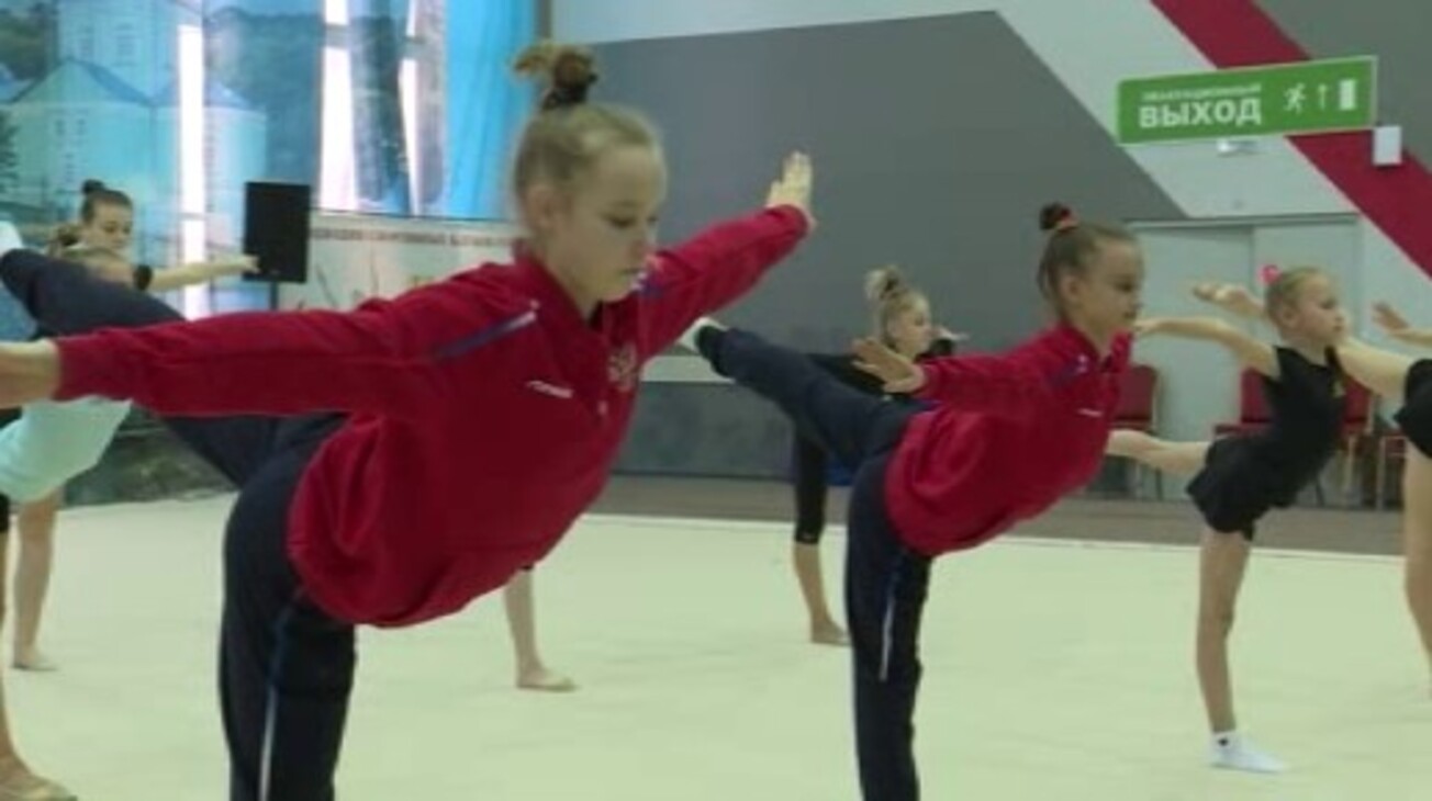 Курские спортсменки — призёры межрегиональных соревнований по художественной гимнастике
