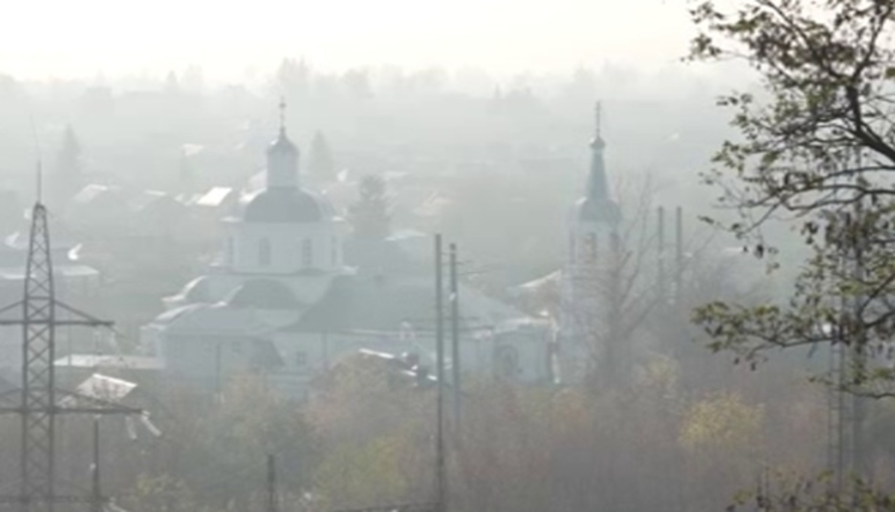 Гарь снова в Курске: сегодня город накрыл смог с удушливым запахом
