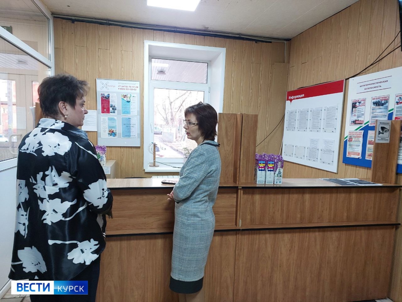 Все праздничные дни в Курском комитете соцзащиты продолжится приём заявлений на жилищные сертификаты