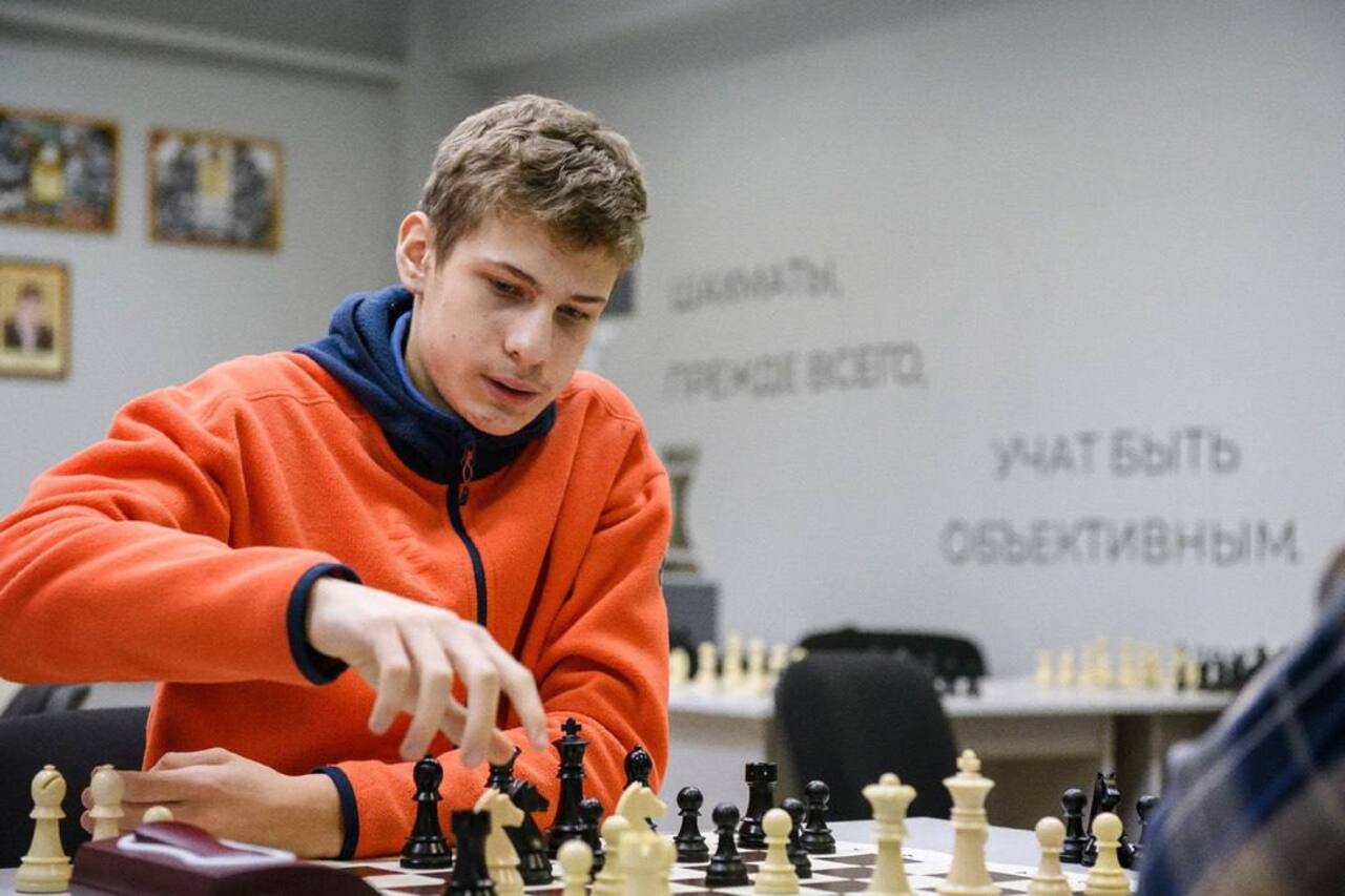 Курский восьмиклассник Андрей Галкин стал самым молодым чемпионом по шахматам