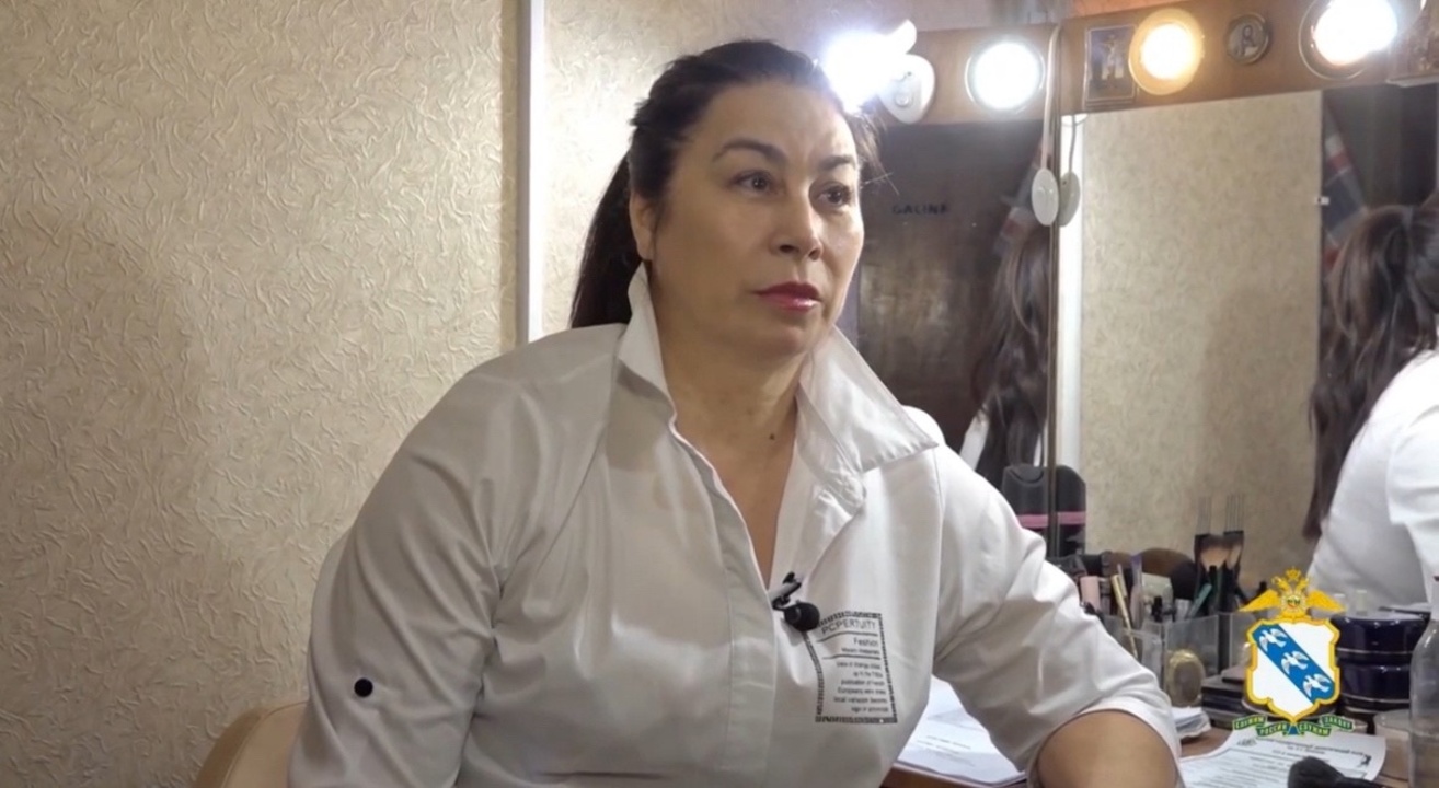 Актриса Курского драмтеатра Галина Халецкая рассказала, как вычислить телефонных мошенников
